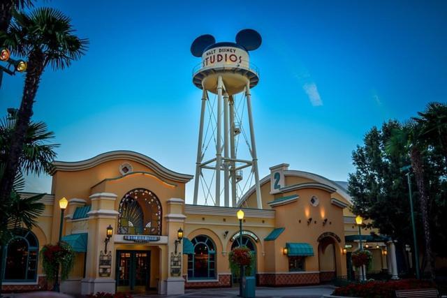 Grand Studio Montevrain - Disneyland Rer A Buitenkant foto